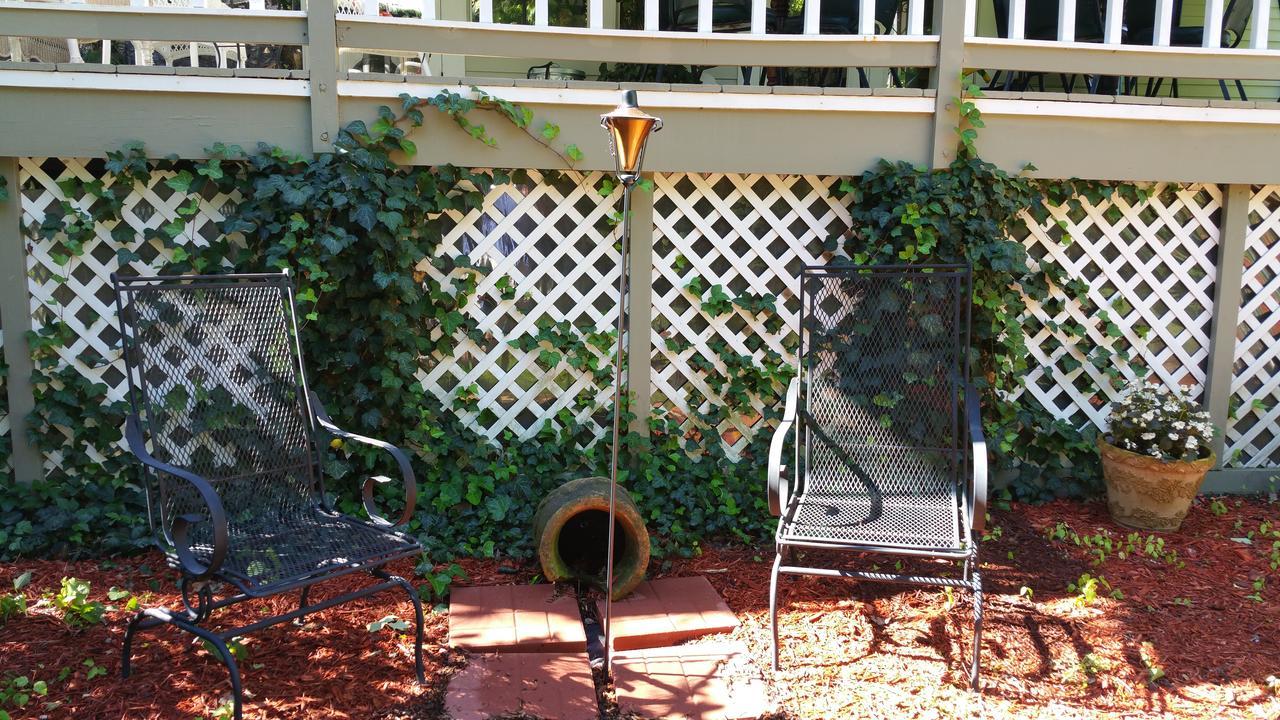 Fig Tree Manor Bed & Breakfast Palestine Bagian luar foto